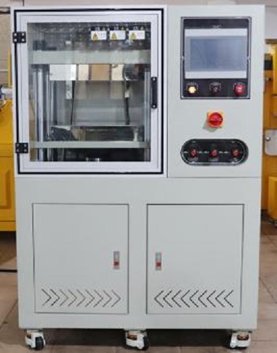 WVP-300型大型熱壓機(jī)（實(shí)驗(yàn)室用）